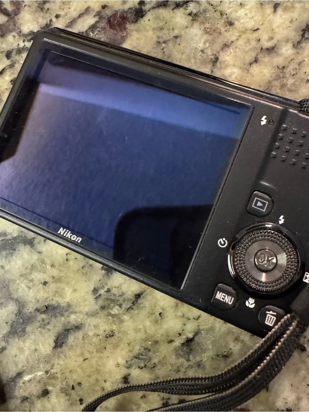 Nikon COOLPIX Compact Digital Camera S9100